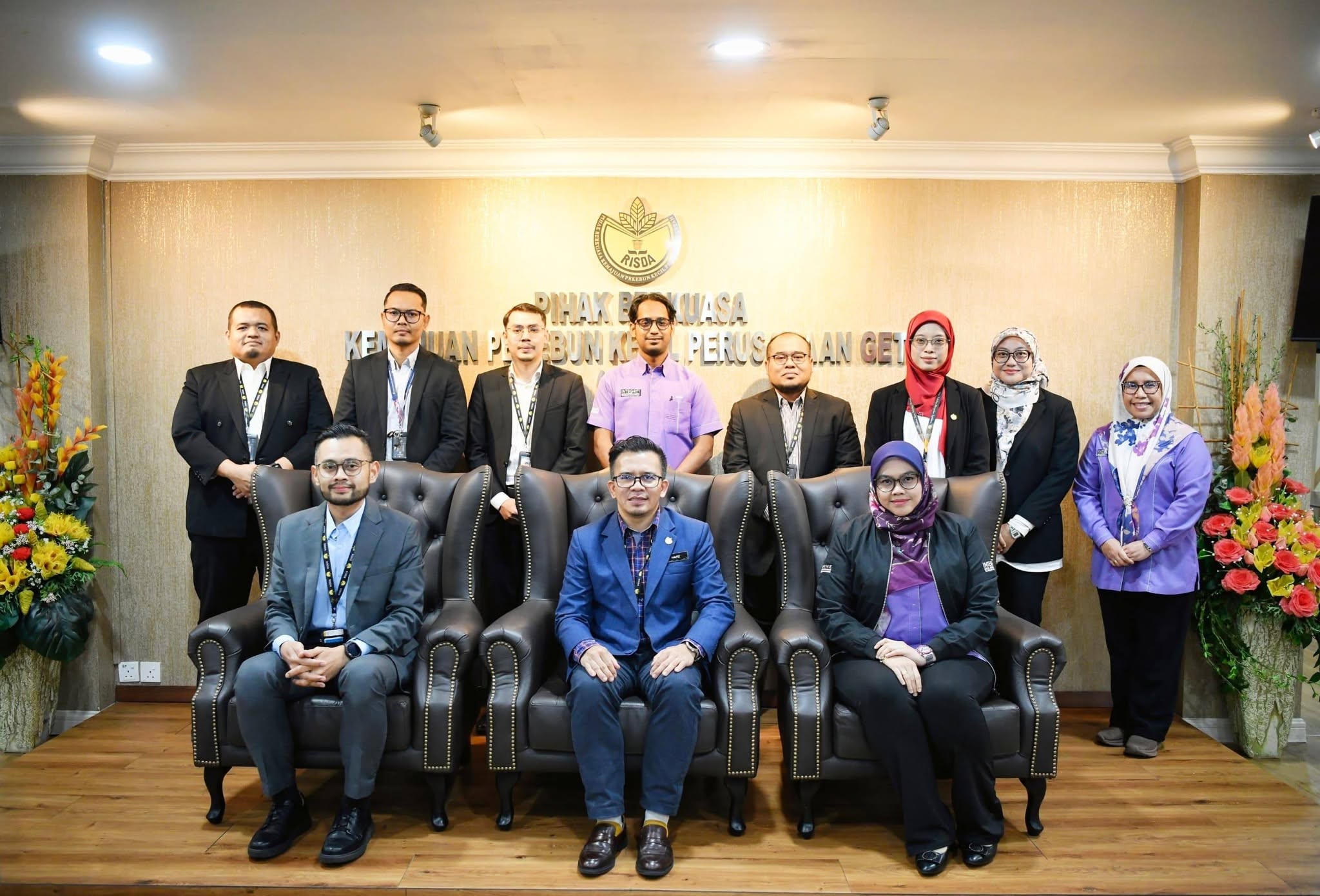𝐒𝐞𝐬𝐢 𝐒𝐞𝐦𝐚𝐤𝐚𝐧 𝐝𝐚𝐧 𝐊𝐨𝐧𝐬𝐮𝐥𝐭𝐚𝐬𝐢 𝐋𝐚𝐩𝐚𝐧𝐠𝐚𝐧 𝐒𝐢𝐬𝐭𝐞𝐦 𝐏𝐞𝐧𝐠𝐮𝐫𝐮𝐬𝐚𝐧 𝐈𝐧𝐭𝐞𝐠𝐫𝐢𝐭𝐢 𝐝𝐚𝐧 𝐆𝐨𝐯𝐞𝐫𝐧𝐚𝐧𝐬 (𝐒𝐏𝐈𝐍𝐄) 𝐝𝐢 𝐏𝐢𝐡𝐚𝐤 𝐁𝐞𝐫𝐤𝐮𝐚𝐬𝐚 𝐊𝐞𝐦𝐚𝐣𝐮𝐚𝐧 𝐏𝐞𝐤𝐞𝐛𝐮𝐧 𝐊𝐞𝐜𝐢𝐥 𝐏𝐞𝐫𝐮𝐬𝐚𝐡𝐚𝐚𝐧 𝐆𝐞𝐭𝐚𝐡 (𝐑𝐈𝐒𝐃𝐀)